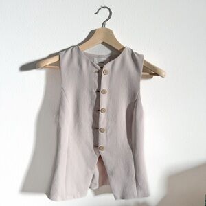 Aritzia Wilfred Cream Tailored Button Front Vest Size 0 Fully Lined